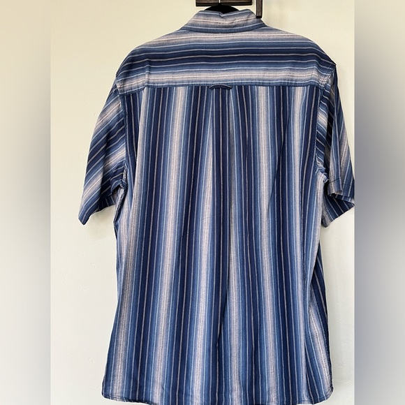 Basic Options Mens Short Sleeve Button Shirt | L - Picture 2 of 3